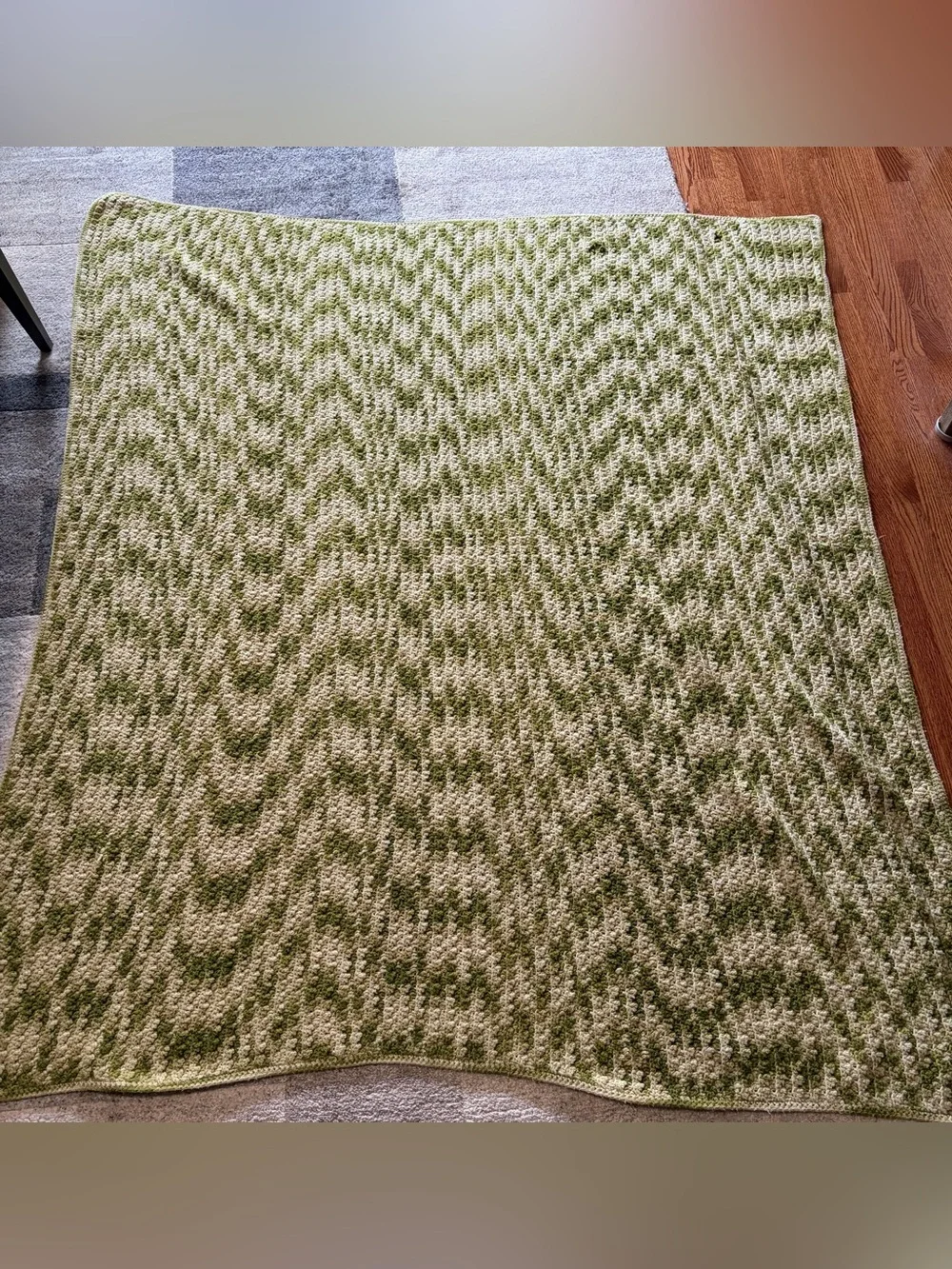 Vtg Hand-Crochet Ripple Blanket Chevron Style Zig-Zag Olive Green Full 87”x76”